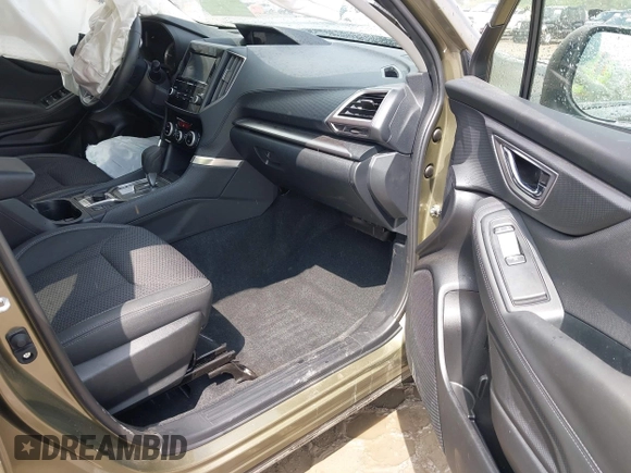 2024 Subaru Forester Premium z VIN JF2SKADC2RH503185, wystawiony jako IAAI lot #42178360 z przebiegiem 23 250 mil mil oraz . Historia ofert i sprzedaży dostępna na DreamBid. Obrazek 5.