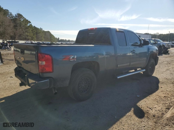 2011 Chevrolet Silverado 1500 LT with VIN 1GCRKSE39BZ368711, listed as a Copart auction lot 88682315 with NaN miles and Salvage Title. Bid and sale history available at carsss.com. Image 3.