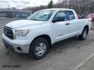 2013 Toyota Tundra 4WD Truck with VIN 5TFUM5F17DX045310, listed as a IAAI auction lot 42064531 with 158,237 mi miles. Bid and sale history available at carsss.com. Image 19.