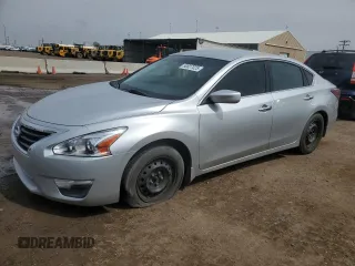 2015 Nissan Altima SV z VIN 1N4AL3AP5FC200829, wystawiony jako Copart lot #50827025 z przebiegiem 135 931 mil mil oraz Tytuł czysty. Historia ofert i sprzedaży dostępna na DreamBid. Obrazek 1.