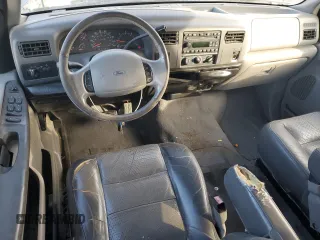 2001 Ford Super Duty F-250 XL with VIN 1FTNW21S11EB85907, listed as a Copart auction lot 82637054 with 159,489 mi miles and Salvage Title. Bid and sale history available at carsss.com. Image 8.