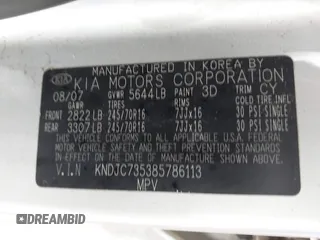 2008 Kia Sorento LX z VIN KNDJC735385786113, wystawiony jako IAAI lot #42140845 z przebiegiem 174 289 mil mil oraz . Historia ofert i sprzedaży dostępna na DreamBid. Obrazek 9.