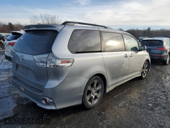 2013 Toyota Sienna SE with VIN 5TDXK3DC3DS395695, listed as a Copart auction lot 43667345 with 188,455 mi miles and Clean title. Bid and sale history available at DreamBid. Image 3.