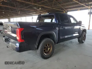 2022 Toyota Tundra SR5 with VIN 5TFLA5DB3NX028618, listed as a Copart auction lot 61807005 with 9,797 mi miles and Salvage title. Bid and sale history available at DreamBid. Image 3.