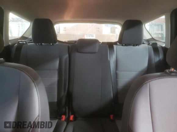 2018 Ford Escape S z VIN 1FMCU0F79JUB06376, wystawiony jako Copart lot #83109674 z przebiegiem 48 953 mil mil oraz Szkoda całkowita • Salvage title. Historia ofert i sprzedaży dostępna na DreamBid. Obrazek 10.