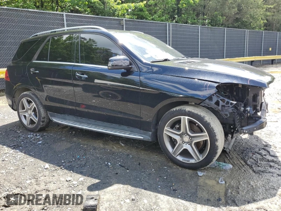 2016 Mercedes-Benz GLE 400 z VIN 4JGDA5GB1GA627194, wystawiony jako Copart lot #56386295 z przebiegiem 61 716 mil mil oraz Szkoda całkowita • Salvage title. Historia ofert i sprzedaży dostępna na DreamBid. Obrazek 4.