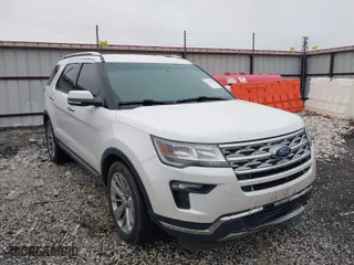 2018 Ford Explorer Limited with VIN 1FM5K7F82JGC69918, listed as a IAAI auction lot 41427239 with 128,784 mi miles. Bid and sale history available at carsss.com. Image 1.