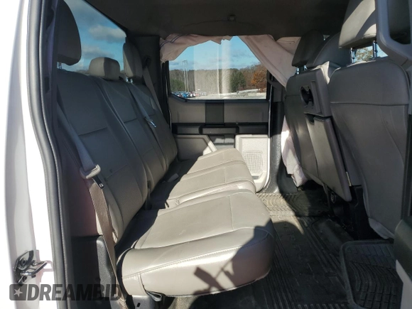 2019 Ford Super Duty F-250 SRW XL with VIN 1FT7W2A69KEF36737, listed as a Copart auction lot 84699994 with 129,810 mi miles and Salvage Title. Bid and sale history available at carsss.com. Image 10.
