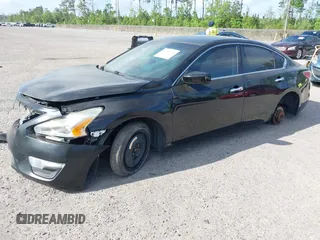 2015 Nissan Altima 2.5 S with VIN 1N4AL3AP7FC433935, listed as a IAAI auction lot 41932675 with 143,865 mi miles. Bid and sale history available at carsss.com. Image 2.