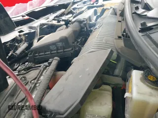 2015 Toyota Prius Four z VIN JTDKN3DU8F1997678, wystawiony jako IAAI lot #42494356 z przebiegiem 120 416 mil mil oraz . Historia ofert i sprzedaży dostępna na DreamBid. Obrazek 20.