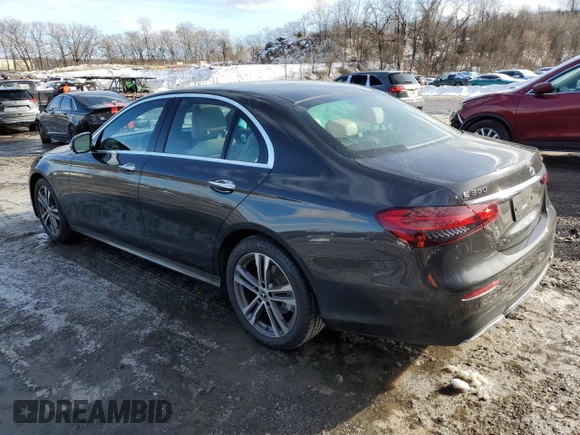2022 Mercedes-Benz E 350 z VIN W1KZF8EB7NB038941, wystawiony jako Copart lot #45386235 z przebiegiem 13 318 mil mil oraz Szkoda całkowita • Salvage title. Historia ofert i sprzedaży dostępna na DreamBid. Obrazek 2.