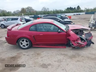 2004 Ford Mustang Standard с VIN 1FAFP40664F196973, выставлен на аукционе IAAI как лот 42136306 с пробегом 126 409 миль миль и . История ставок и продаж доступна на DreamBid. Изображение 13.