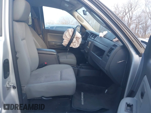 2011 Ram Dakota Bighorn/Lonestar with VIN 1D7RE3BKXBS636138, listed as a IAAI auction lot 40959951 with 75,615 mi miles. Bid and sale history available at carsss.com. Image 5.