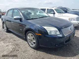 2008 Mercury Sable Premier with VIN 1MEHM42W28G609429, listed as a IAAI auction lot 41830480 with 110,997 mi miles. Bid and sale history available at carsss.com. Image 1.