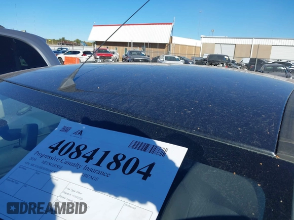 2014 Mitsubishi Mirage DE z VIN ML32A3HJ5EH018428, wystawiony jako IAAI lot #40841804 z przebiegiem 220 950 mil mil oraz . Historia ofert i sprzedaży dostępna na DreamBid. Obrazek 6.