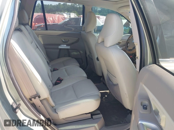 2006 Volvo XC90 with VIN YV4CM592X61228963, listed as a IAAI auction lot 42608609 with 95,740 mi miles and . Bid and sale history available at DreamBid. Image 8.