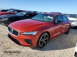 2020 Volvo S60 R-Design with VIN 7JR102FMXLG039783, listed as a Copart auction lot 76160944 with 0 mi miles and Salvage Title. Bid and sale history available at carsss.com. Image 1.