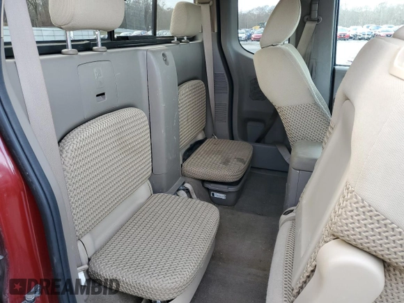 2010 Nissan Frontier SE с VIN 1N6AD0CW4AC411696, выставлен на аукционе Copart как лот 84172614 с пробегом 154 003 миль миль и Списание • Salvage title. История ставок и продаж доступна на DreamBid. Изображение 10.