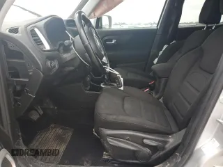 2018 Jeep Renegade Latitude with VIN ZACCJABB5JPH11414, listed as a Copart auction lot 57204235 with 73,097 mi miles and Salvage title. Bid and sale history available at DreamBid. Image 7.