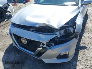 2020 Nissan Altima S with VIN 1N4BL4BV8LC216011, listed as a IAAI auction lot 41769075 with 106,180 mi miles and . Bid and sale history available at DreamBid. Image 17.