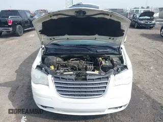 2010 Chrysler Town & Country Touring with VIN 2A4RR5D19AR188015, listed as a IAAI auction lot 41997283 with 172,877 mi miles. Bid and sale history available at carsss.com. Image 10.