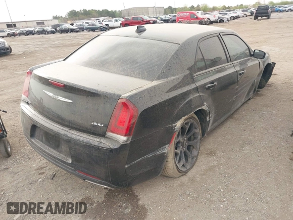 2019 Chrysler 300 Touring with VIN 2C3CCAAG8KH728996, listed as a IAAI auction lot 41802128 with 63,293 mi miles. Bid and sale history available at carsss.com. Image 4.