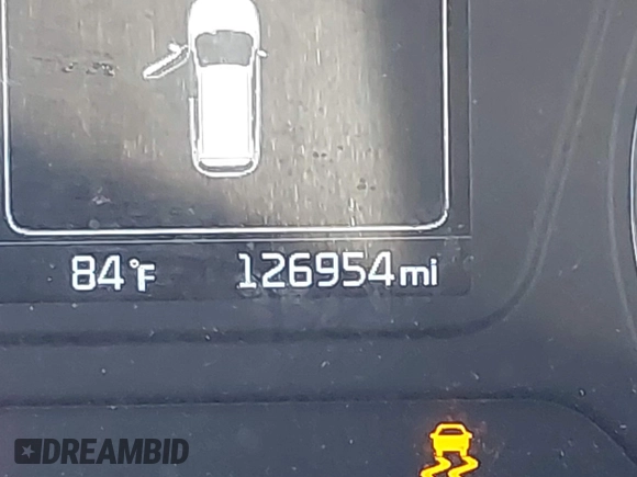 2018 Kia Sorento LX with VIN 5XYPG4A39JG339619, listed as a IAAI auction lot 41809182 with 126,954 mi miles. Bid and sale history available at carsss.com. Image 16.