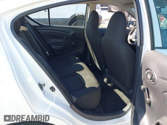 2016 Nissan Versa SV with VIN 3N1CN7AP9GL915559, listed as a IAAI auction lot 41871145 with 139,419 mi miles. Bid and sale history available at carsss.com. Image 8.