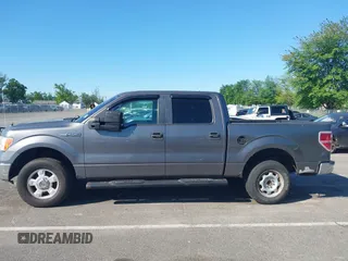 2009 Ford F-150 XL z VIN 1FTRW14819FB18628, wystawiony jako IAAI lot #42303828 z przebiegiem 193 672 mil mil oraz . Historia ofert i sprzedaży dostępna na DreamBid. Obrazek 15.