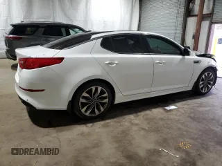 2015 Kia Optima SX Turbo with VIN 5XXGR4A61FG367091, listed as a Copart auction lot 50038995 with 106,003 mi miles and Clean Title. Bid and sale history available at carsss.com. Image 3.