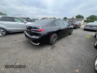 2024 BMW 7 Series with VIN WBA43EH01RCP42359, listed as a Copart auction lot 63657275 with 11,294 mi miles and Clean title. Bid and sale history available at DreamBid. Image 3.