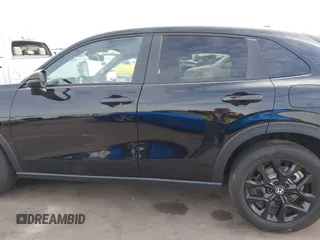 2024 Honda HR-V Sport with VIN 3CZRZ1H55RM722846, listed as a IAAI auction lot 41561166 with 13,221 mi miles. Bid and sale history available at carsss.com. Image 14.