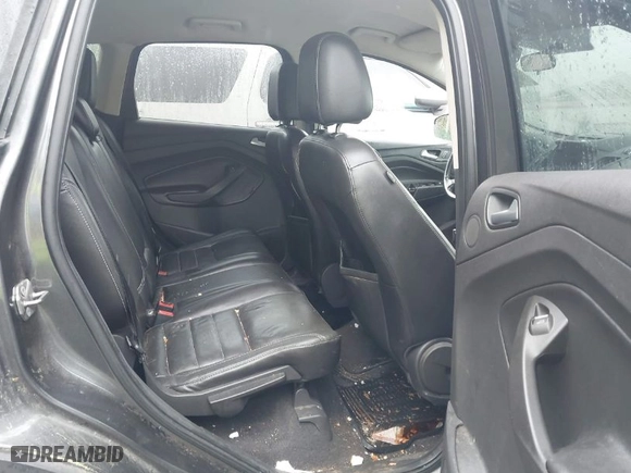 2015 Ford Escape SE with VIN 1FMCU0GXXFUC28962, listed as a IAAI auction lot 41979875 with 271,286 mi miles. Bid and sale history available at carsss.com. Image 8.
