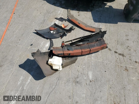 2005 Chevrolet Cavalier z VIN 1G1JC12FX57174457, wystawiony jako Copart lot #62388035 z przebiegiem 106 347 mil mil oraz Szkoda całkowita • Salvage title. Historia ofert i sprzedaży dostępna na DreamBid. Obrazek 12.