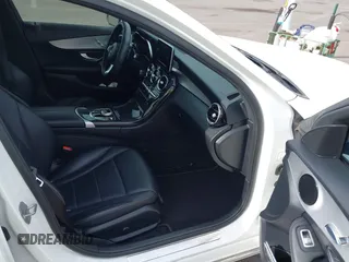 2018 Mercedes-Benz C 300 with VIN 55SWF4JB2JU258957, listed as a IAAI auction lot 42058233 with 61,788 mi miles and . Bid and sale history available at DreamBid. Image 5.