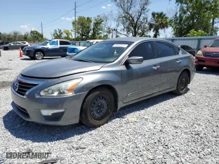 2015 Nissan Altima 2.5 SV with VIN 1N4AL3AP2FC132473, listed as a Copart auction lot 53693915 with 198,114 mi miles and Salvage Title. Bid and sale history available at carsss.com. Image 1.