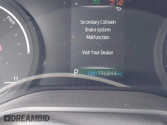 2021 Toyota Sienna LE with VIN 5TDKRKEC5MS010782, listed as a IAAI auction lot 42272827 with 196,844 mi miles and . Bid and sale history available at DreamBid. Image 7.