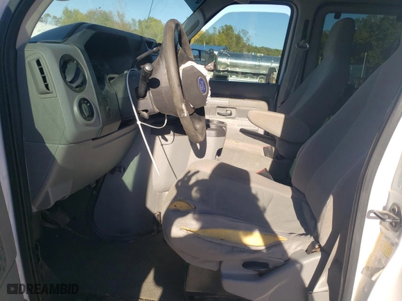 2010 Ford Econoline Wagon XL with VIN 1FBSS3BL6ADA82911, listed as a Copart auction lot 75835684 with 394,007 mi miles and Salvage Title. Bid and sale history available at carsss.com. Image 7.