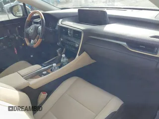2017 Lexus RX 350 z VIN 2T2ZZMCA8HC060632, wystawiony jako IAAI lot #41334535 z przebiegiem 41 592 mil mil oraz . Historia ofert i sprzedaży dostępna na DreamBid. Obrazek 5.