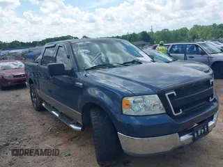 2004 Ford F-150 XLT z VIN 1FTRW12W54KB44828, wystawiony jako IAAI lot #42179442 z przebiegiem 226 441 mil mil oraz . Historia ofert i sprzedaży dostępna na DreamBid. Obrazek 1.