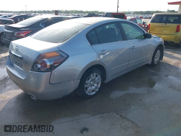 2012 Nissan Altima 2.5 S with VIN 1N4AL2AP8CN506157, listed as a IAAI auction lot 42059423 with 176,262 mi miles. Bid and sale history available at carsss.com. Image 4.