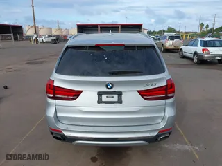 2018 BMW X5 xDrive40e iPerformance with VIN 5UXKT0C59J0W01768, listed as a IAAI auction lot 41603257 with 1 mi miles. Bid and sale history available at carsss.com. Image 17.