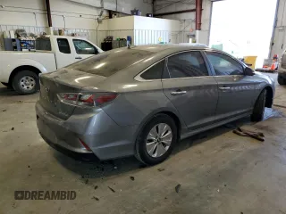 2018 Hyundai Sonata Hybrid SE with VIN KMHE24L37JA078635, listed as a Copart auction lot 44941895 with 159,012 mi miles and Clean Title. Bid and sale history available at carsss.com. Image 3.