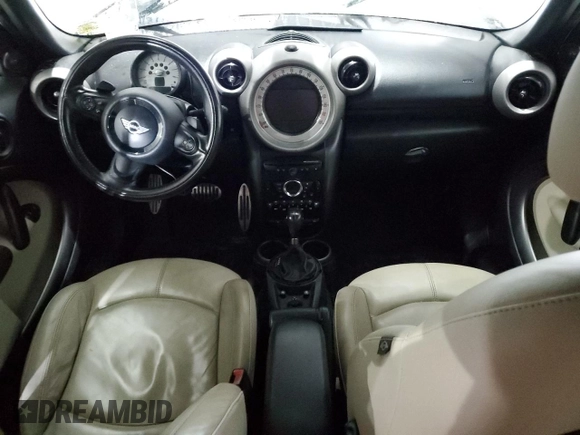 2011 MINI Countryman S with VIN WMWZC5C57BWL54811, listed as a Copart auction lot 88458105 with 117,448 mi miles and Clean Title. Bid and sale history available at DreamBid. Image 8.