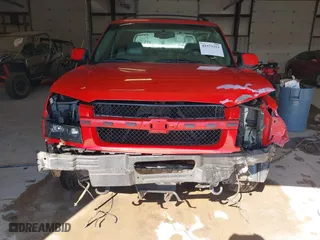 2006 Chevrolet Avalanche Z71 with VIN 3GNEK12Z36G125541, listed as a IAAI auction lot 41573253 with 324,905 mi miles. Bid and sale history available at carsss.com. Image 6.