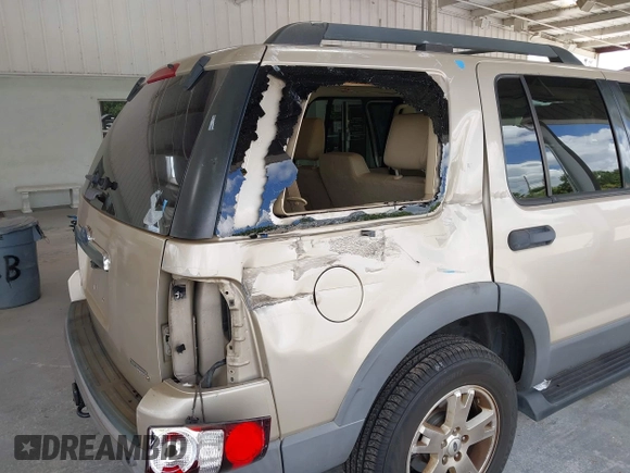 2006 Ford Explorer XLT with VIN 1FMEU63E56UA28913, listed as a IAAI auction lot 42571206 with 156,020 mi miles and . Bid and sale history available at DreamBid. Image 6.