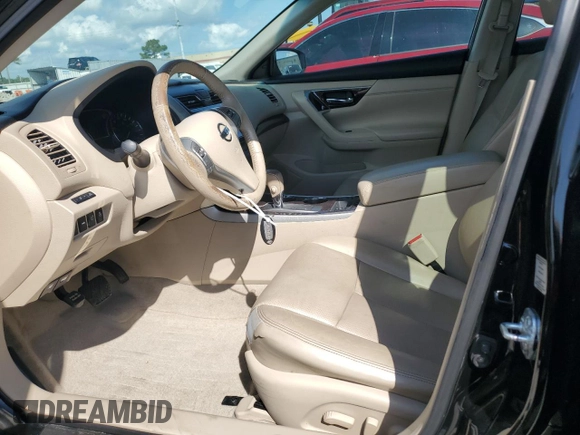 2014 Nissan Altima 2.5 S with VIN 1N4AL3AP4EN205216, listed as a Copart auction lot 54380615 with 130,749 mi miles and Salvage Title. Bid and sale history available at carsss.com. Image 7.