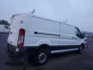 2024 Ford Transit Cargo with VIN 1FTBR1Y88RKA95648, listed as a Copart auction lot 84110294 with 3,725 mi miles and Salvage title. Bid and sale history available at DreamBid. Image 3.