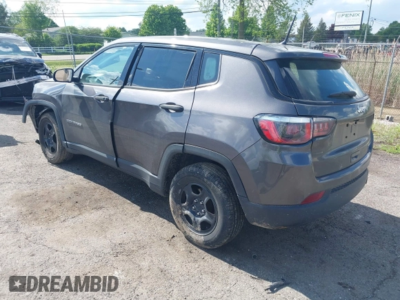 2018 Jeep Compass Sport z VIN 3C4NJCAB0JT267454, wystawiony jako IAAI lot #42266843 z przebiegiem 116 775 mil mil oraz . Historia ofert i sprzedaży dostępna na DreamBid. Obrazek 3.