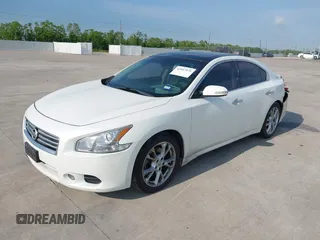 2013 Nissan Maxima S z VIN 1N4AA5AP2DC835246, wystawiony jako IAAI lot #42047026 z przebiegiem 125 004 mil mil oraz . Historia ofert i sprzedaży dostępna na DreamBid. Obrazek 2.